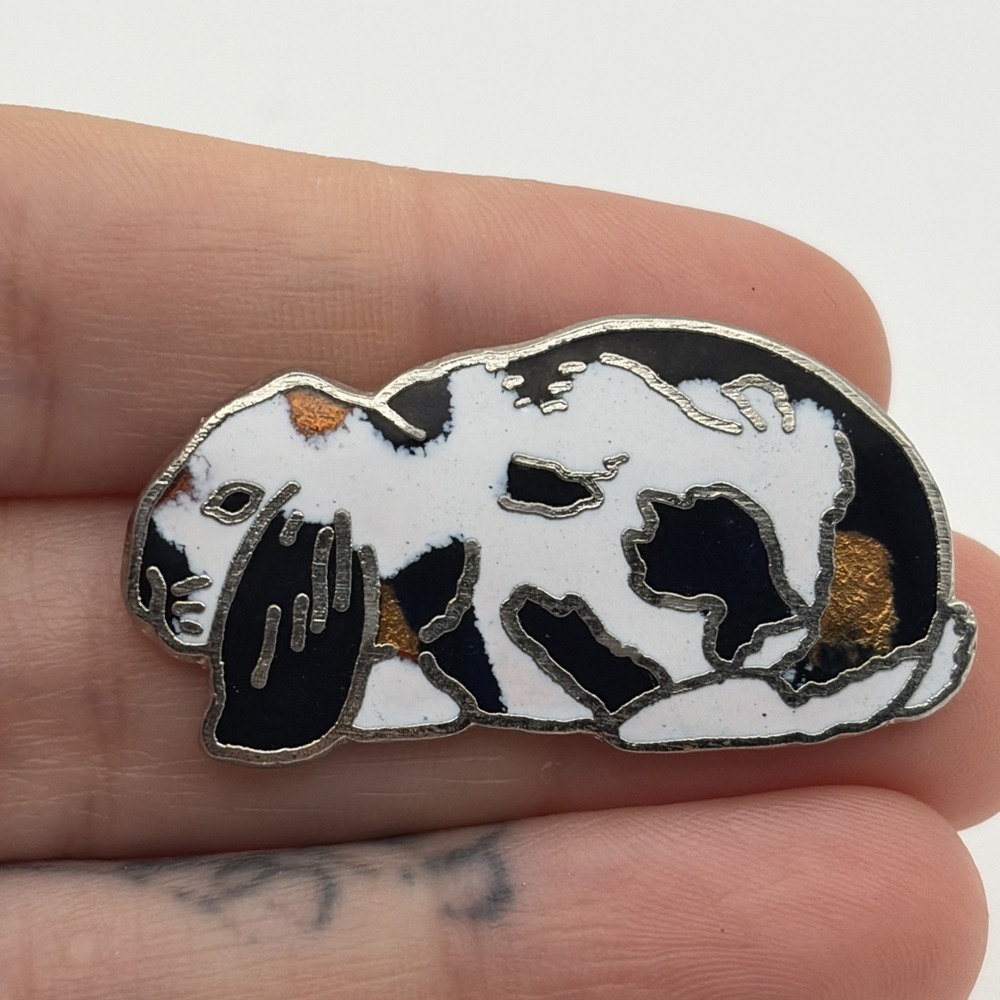 Vintage Mafco Spotted Bunny Rabbit Brown Black White Animal‎ Lapel Hat Pin